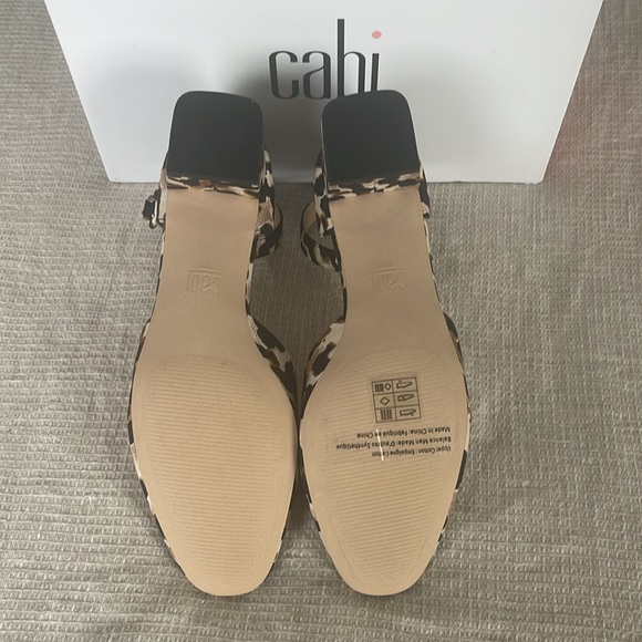 CABI Leopard Print Kiki Ankle Strap Block Heels Multicolored 6020 Women's 8 - Picture 2 of 4